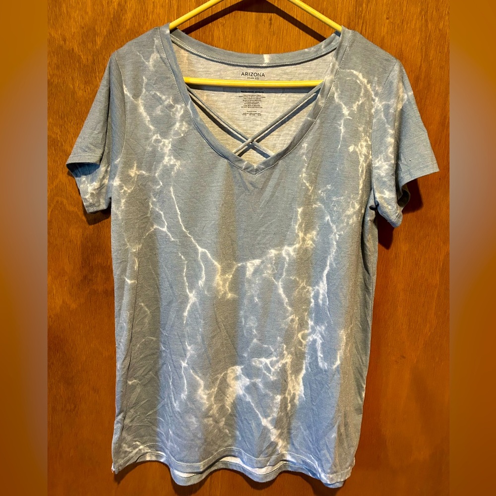 Short sleeve shirt